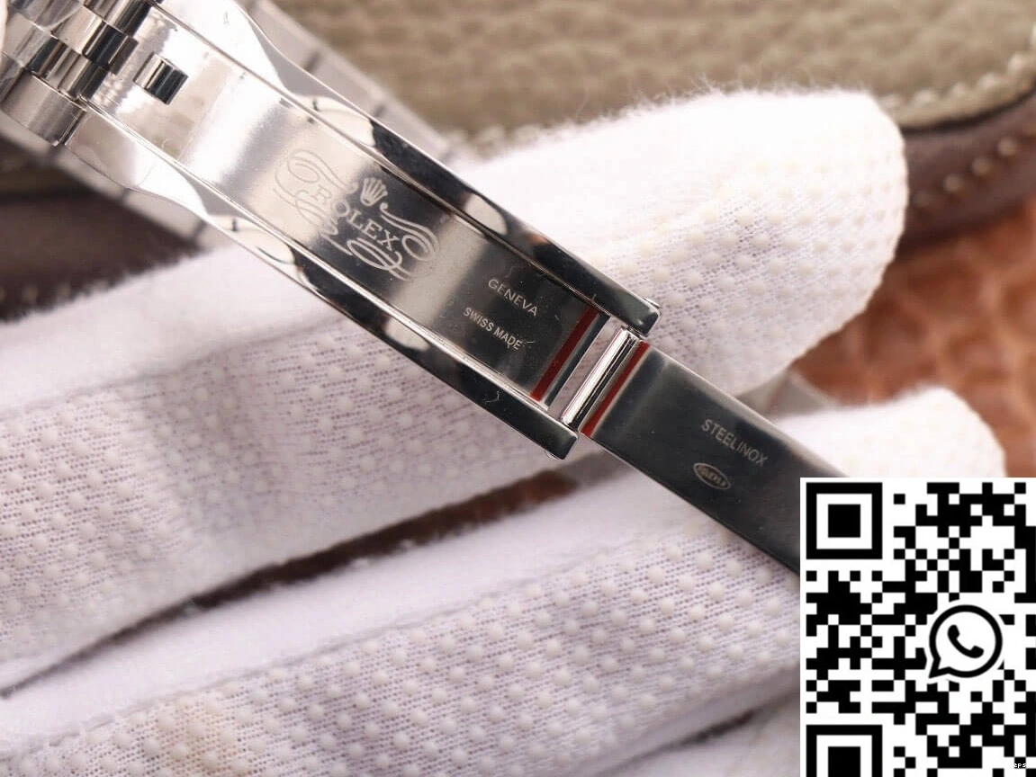 Rolex Diamond-set Black Datejust EW Dial Factory M126233 0110